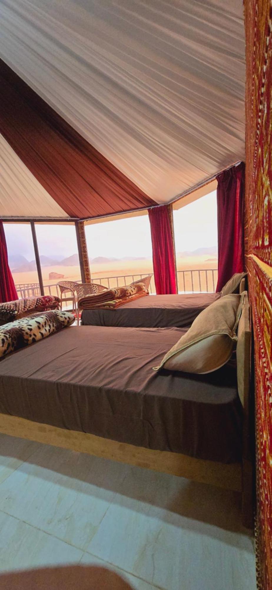 Wadi Rum Candles Camp Luaran gambar
